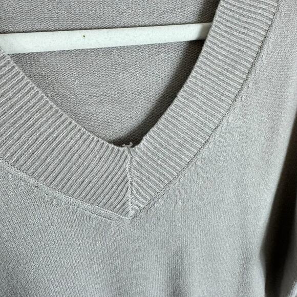 Philosophy Cream Stretchy Tight Knit V-Neck Shorter Fit Pullover Sweater Sz XXL - Picture 3 of 6